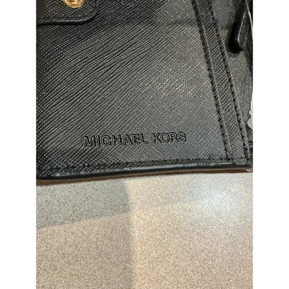 Michael Kors Black Pebbled Leather Bifold Wallet Gold Logo Snap Compact - Picture 7 of 7
